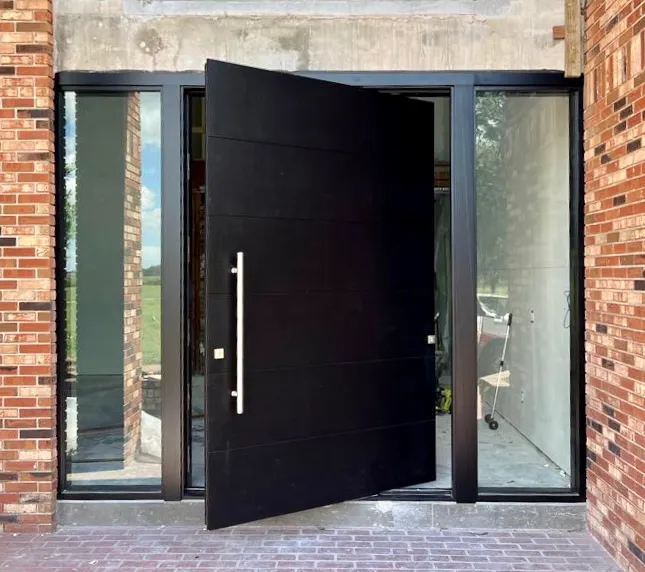 Hurricane-Pivot-Doors-Pompano-Beach-Taybooto-105412