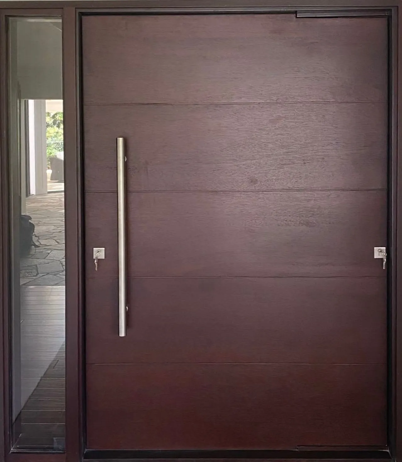 Hurricane-Pivot-Doors-Weston-Taybooto-101452_1