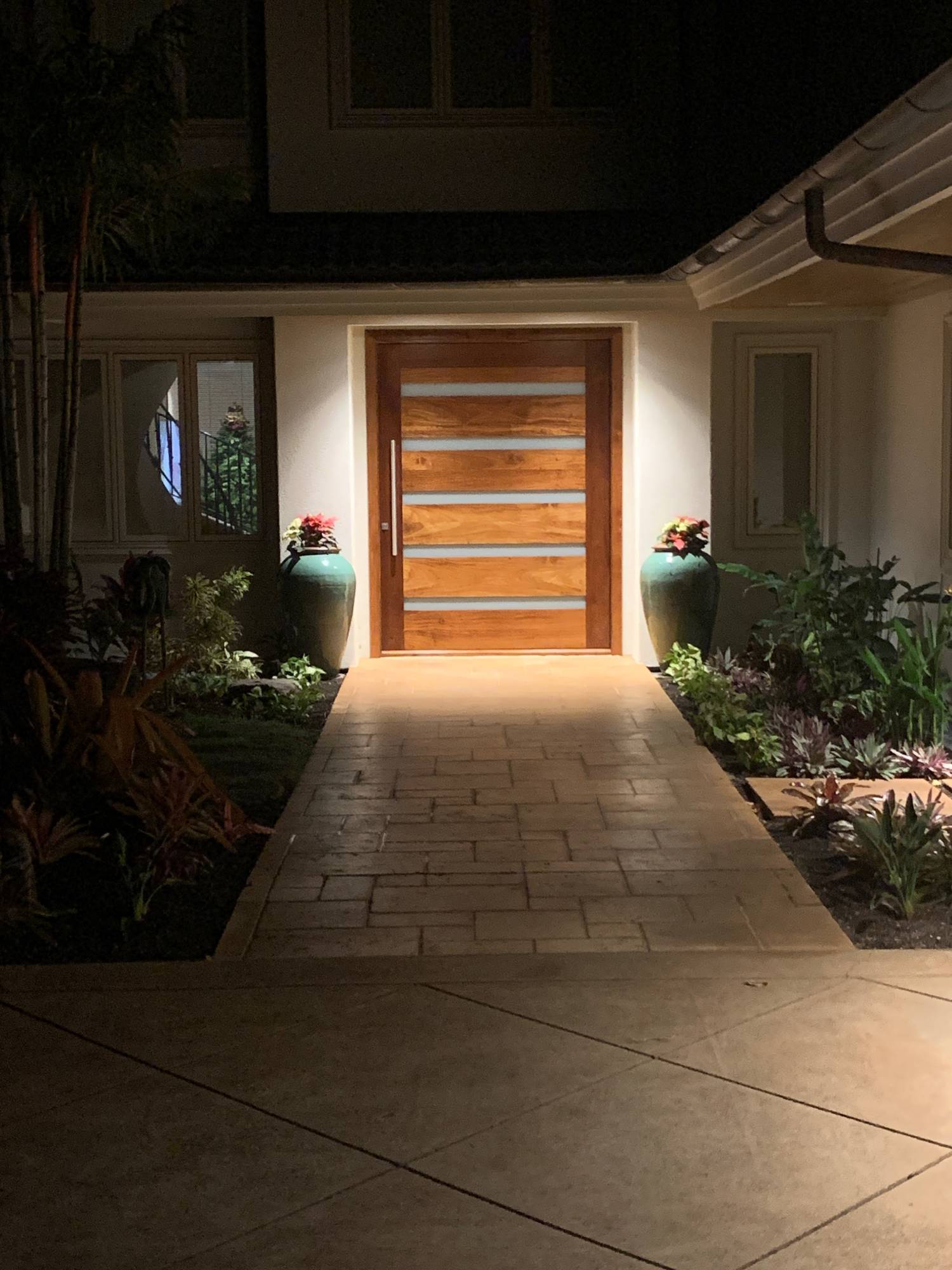 Hurricane-Pivot-Doors- Tiama-5-Pivot-94327